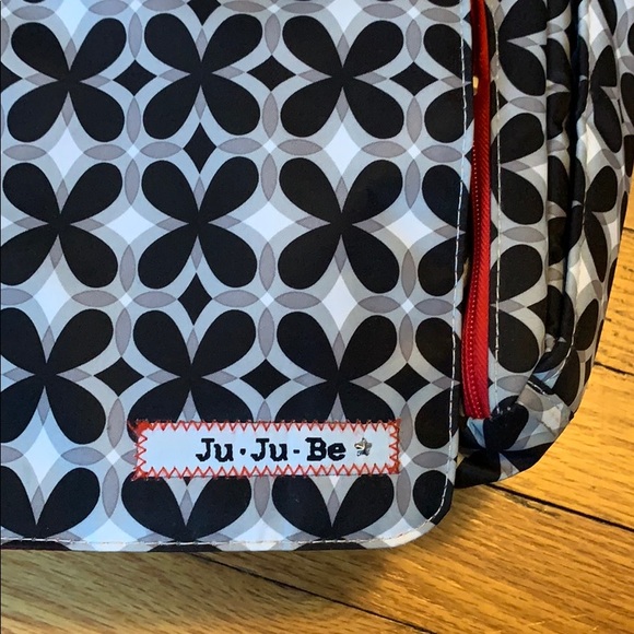 Ju Ju Be diaper bag - Picture 2 of 6